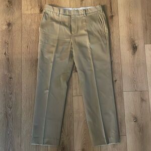 Men’s JoS. A. Bank chinos 34x32. Never worn.